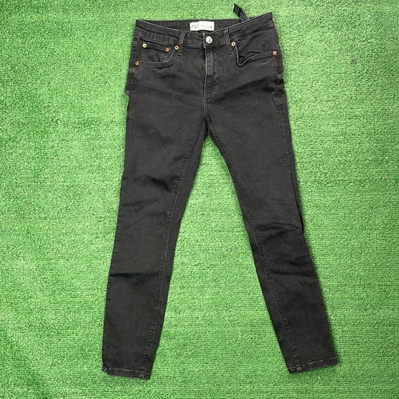 Black Zara jeans (kids) - Picture 1 of 3